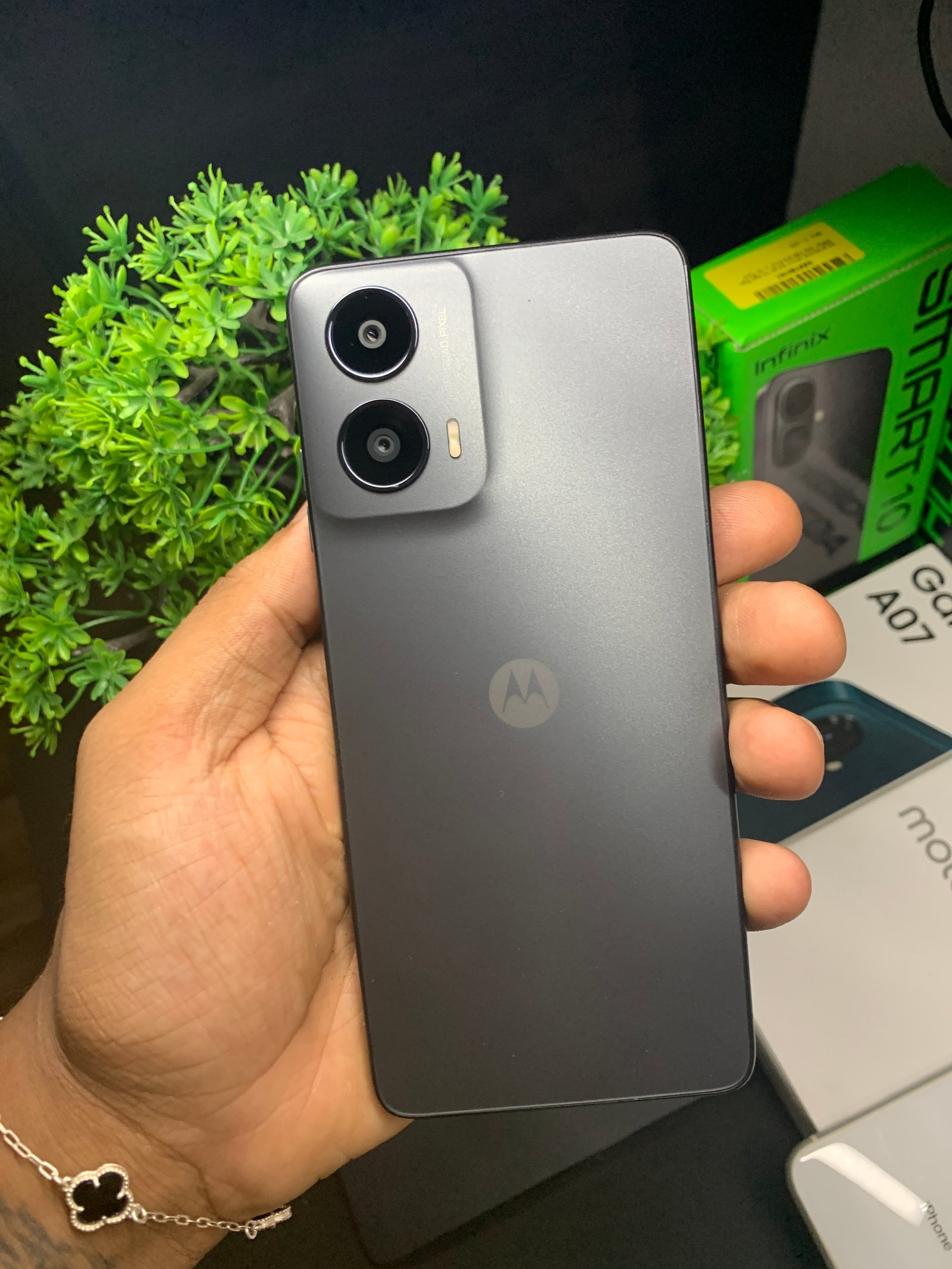Motorola G24  (Novo de Vitrine)